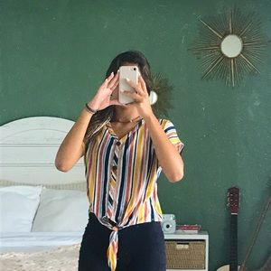 Pinc multicolored blouse with tie